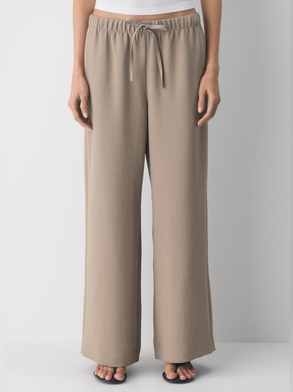 Aritzia The Lodge Pant™ - Crepette™ SHORT
